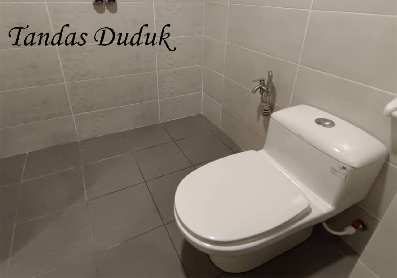 Mutiara Melaka Beach Resort - Islamic Compliance Only Tangga Batu Екстер'єр фото
