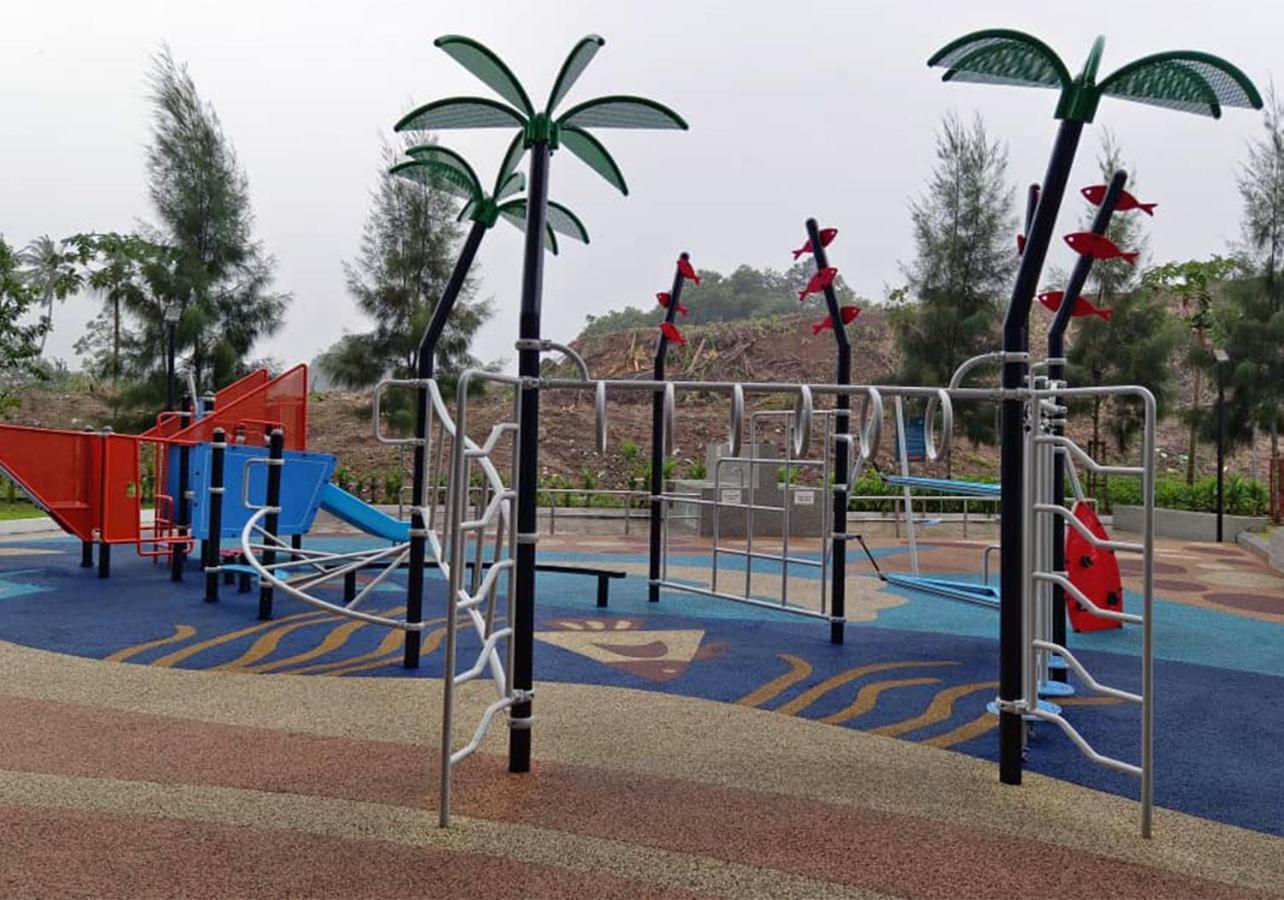 Mutiara Melaka Beach Resort - Islamic Compliance Only Tangga Batu Екстер'єр фото